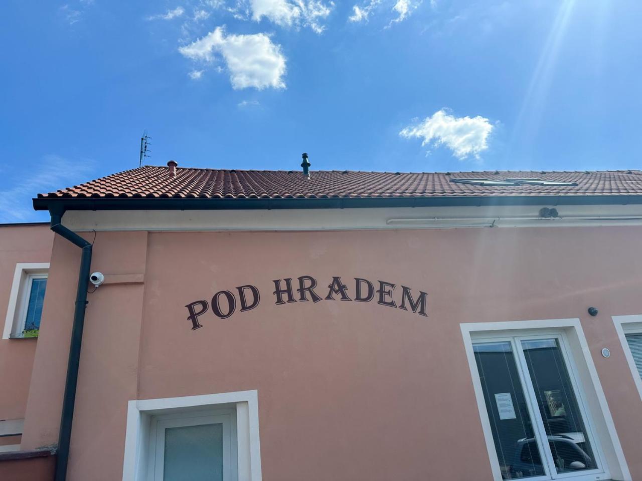 Apartman Pod Hradem Horsovsky Tyn Exterior foto